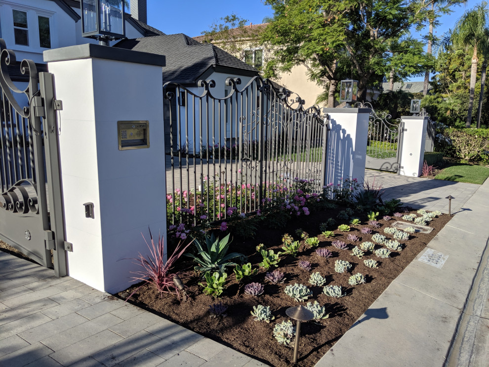 Modern/Traditional Home in Laguna Hills - Image 4