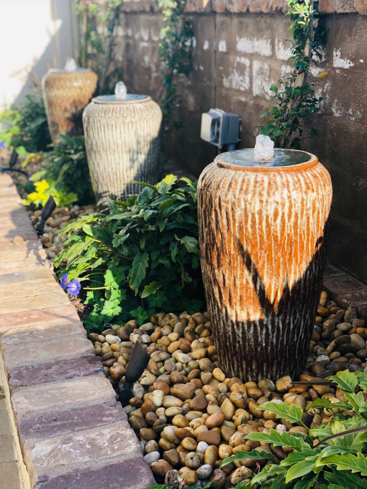 Beautiful Small Yard in Sendero - Image 4