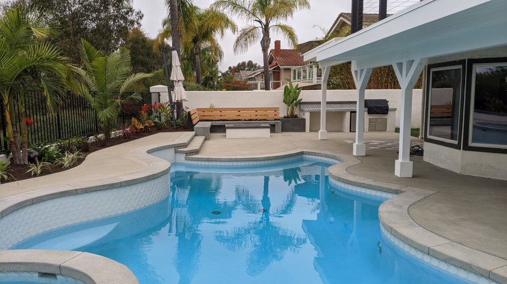 Spanish House with Modern Touch - Image 3