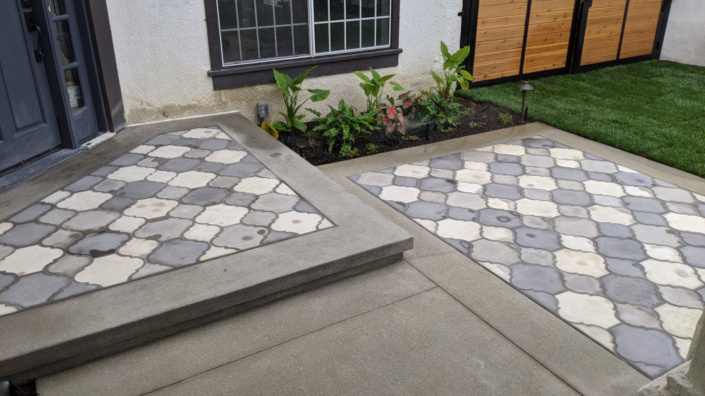 Spanish House with Modern Touch - Image 6