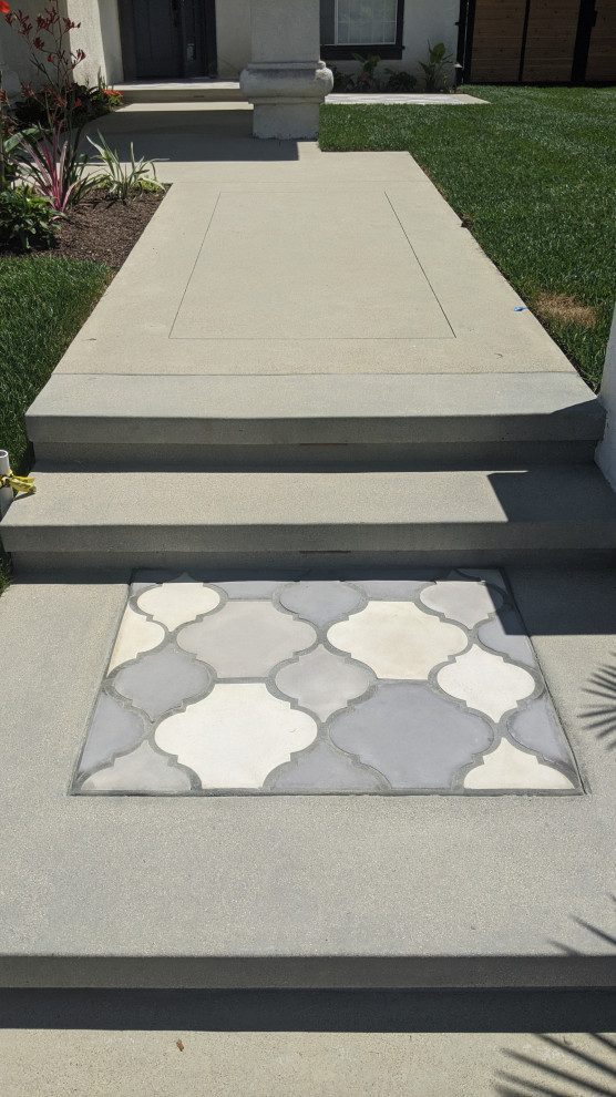 Spanish House with Modern Touch - Image 10